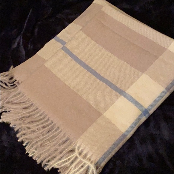 NEW Elegant Super Soft Winter big Shawl - Picture 5 of 5